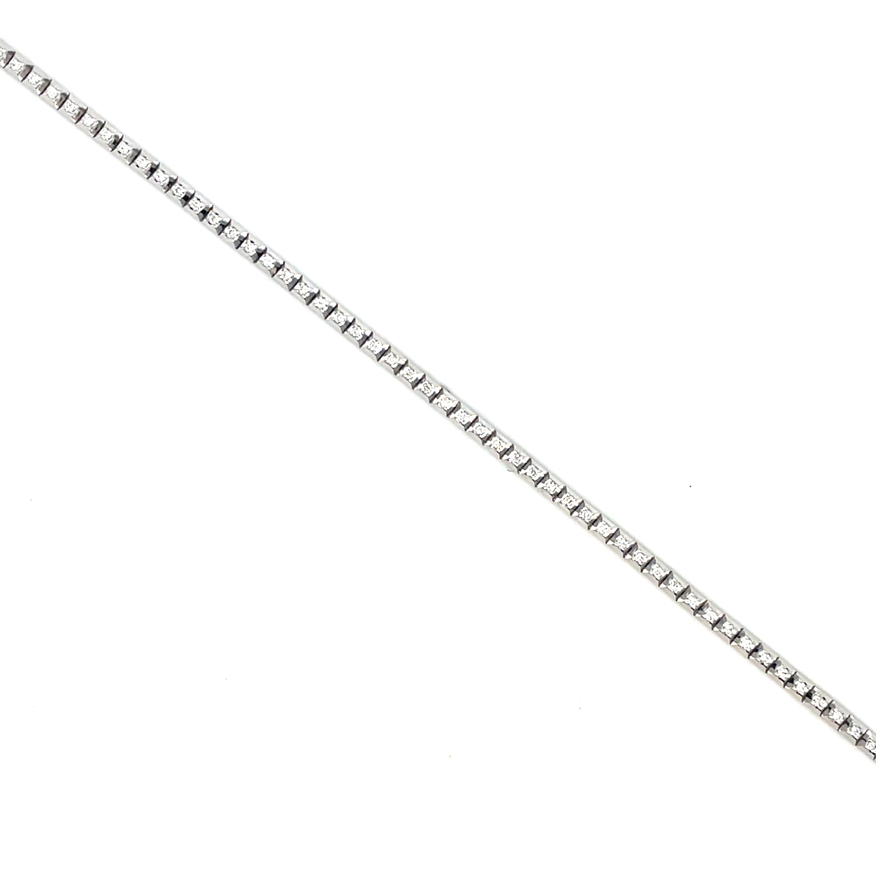 Bracciale Tennis in Argento e Diamanti